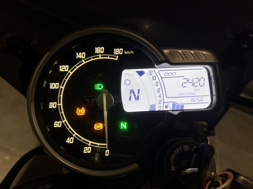 TRIUMPH Scrambler 400 X 4