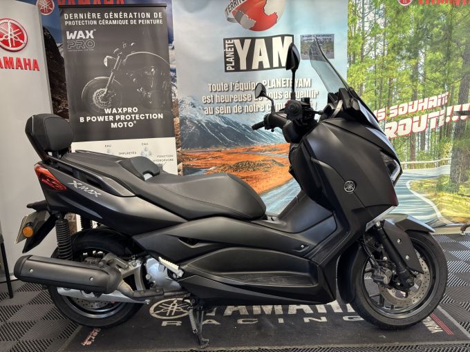 YAMAHA XMAX 125 4