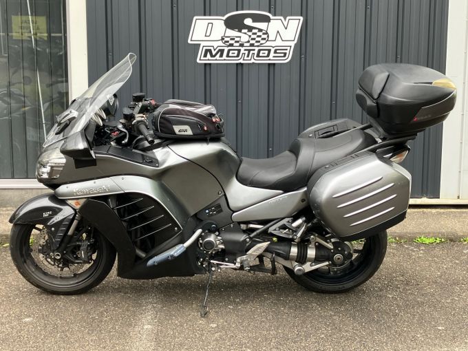 KAWASAKI GTR 1400 4