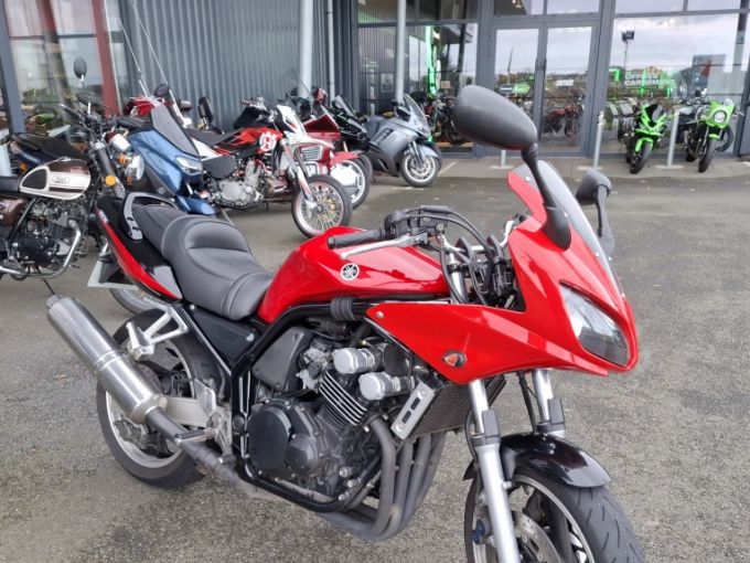 YAMAHA FZS FAZER 4