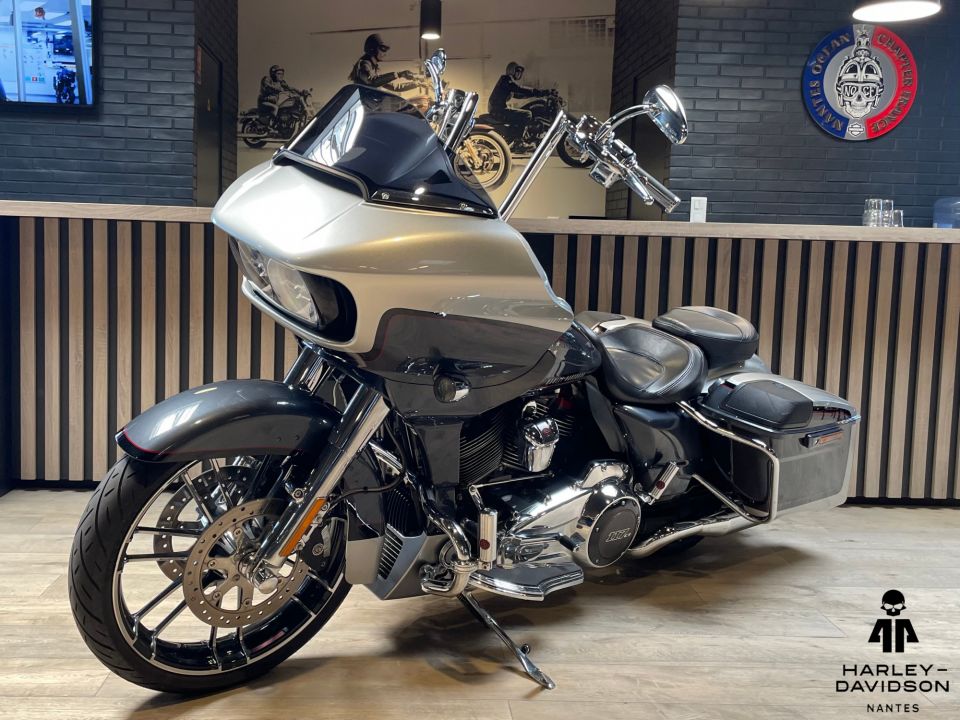 HARLEY-DAVIDSON TOURING ROAD GLIDE 1923 CVO 4