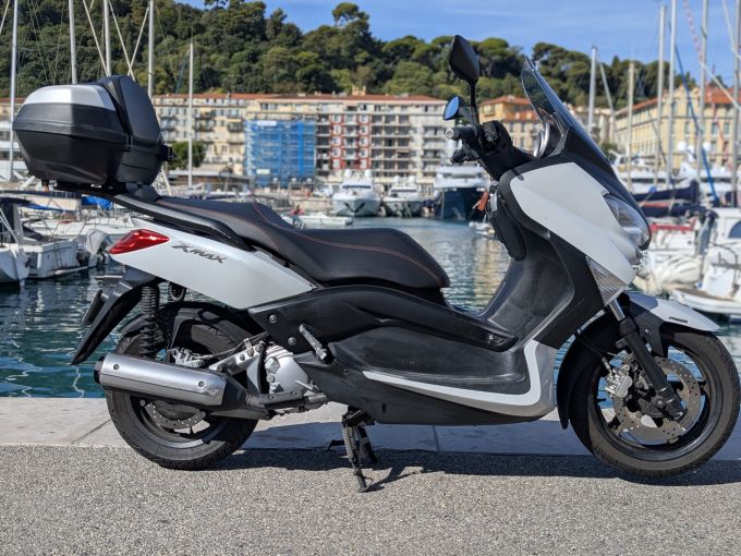 YAMAHA X-MAX 250 4