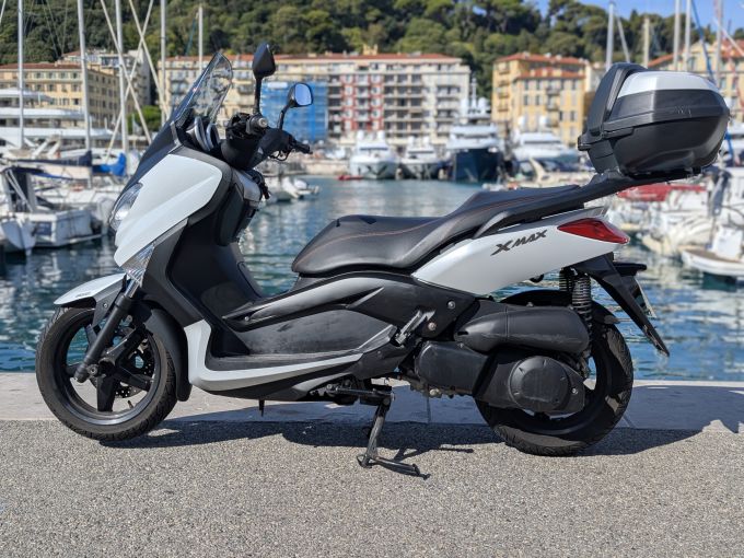 YAMAHA X-MAX 250 4