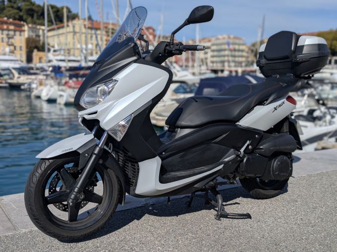 YAMAHA X-MAX 250 4