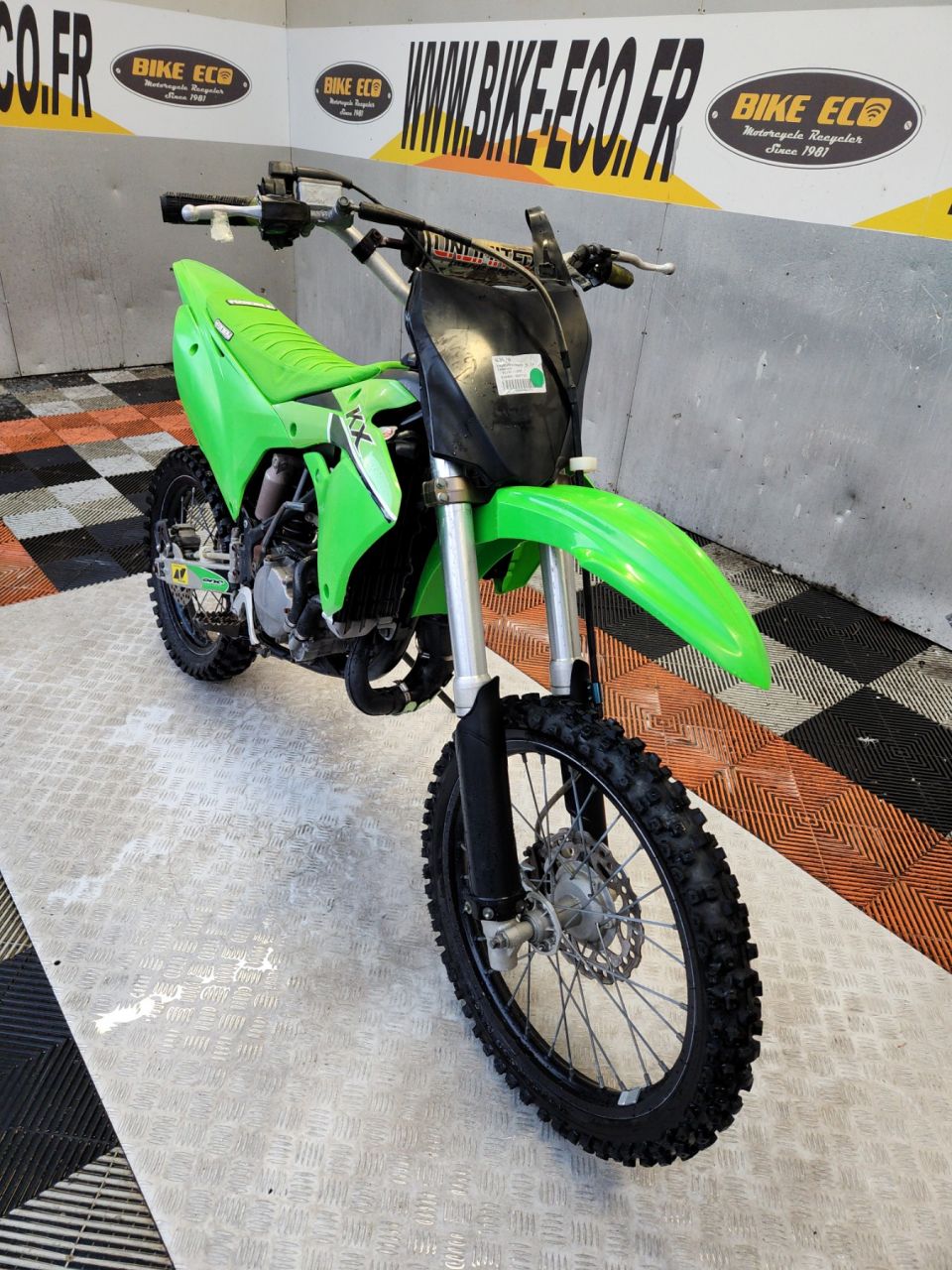 KAWASAKI KX 4