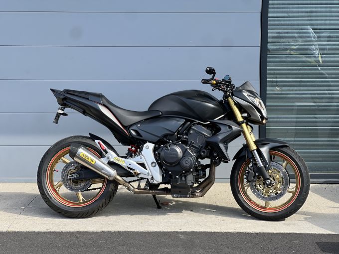 HONDA CB 600 F HORNET 4