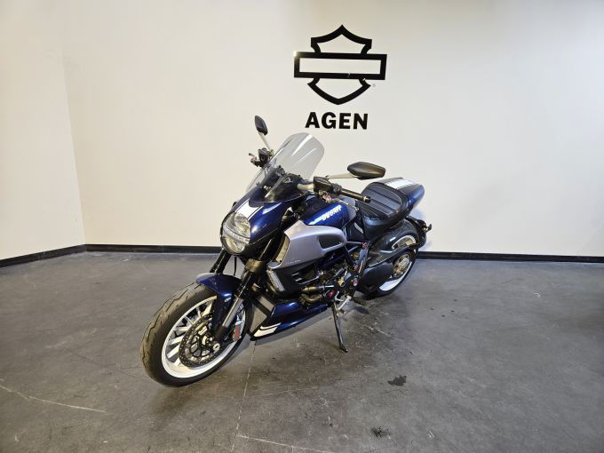 DUCATI Diavel 1200 Stripe 4