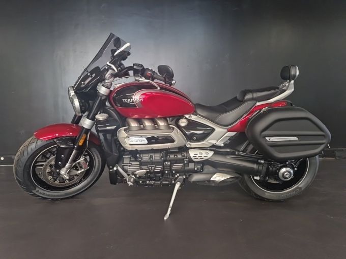 TRIUMPH ROCKET 3 GT 4