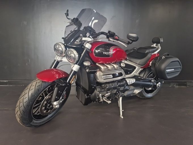TRIUMPH ROCKET 3 GT 4