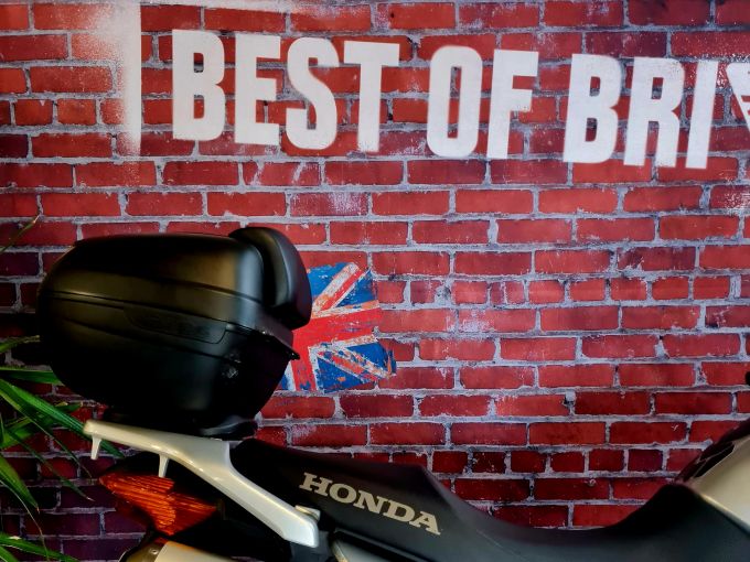 HONDA VARADERO 125 4