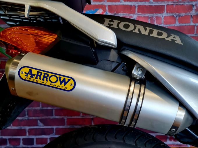 HONDA VARADERO 125 4