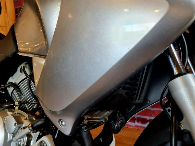 HONDA VARADERO 125 4