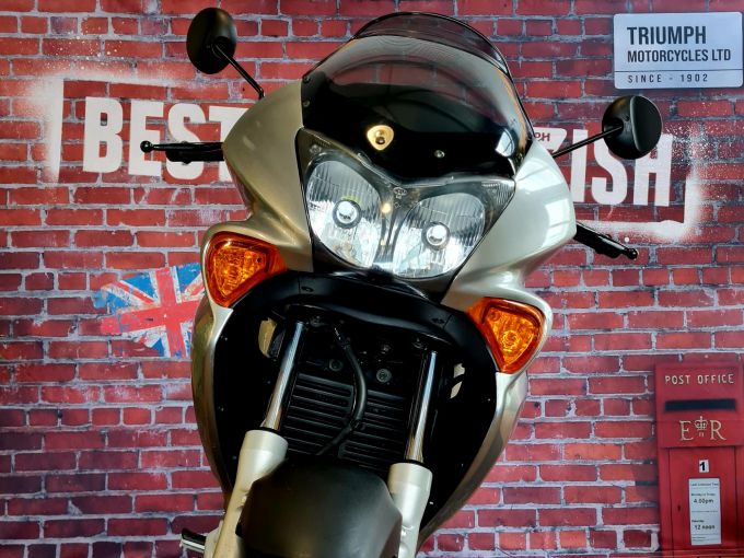 HONDA VARADERO 125 4