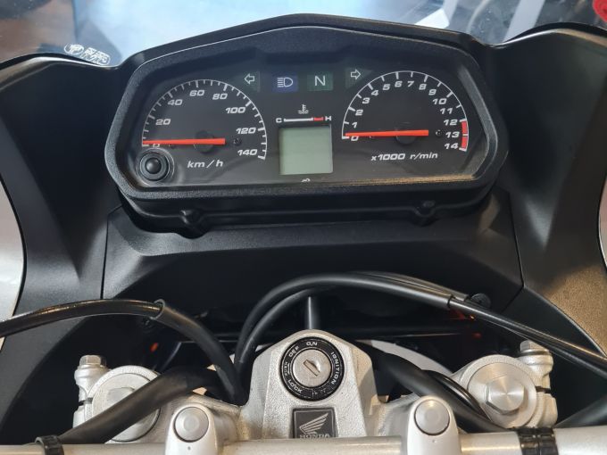 HONDA VARADERO 125 4