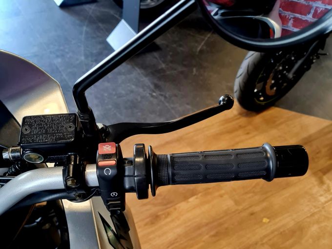 HONDA VARADERO 125 4