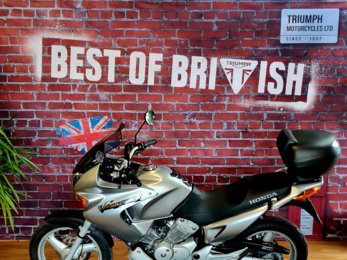 HONDA VARADERO 125 4