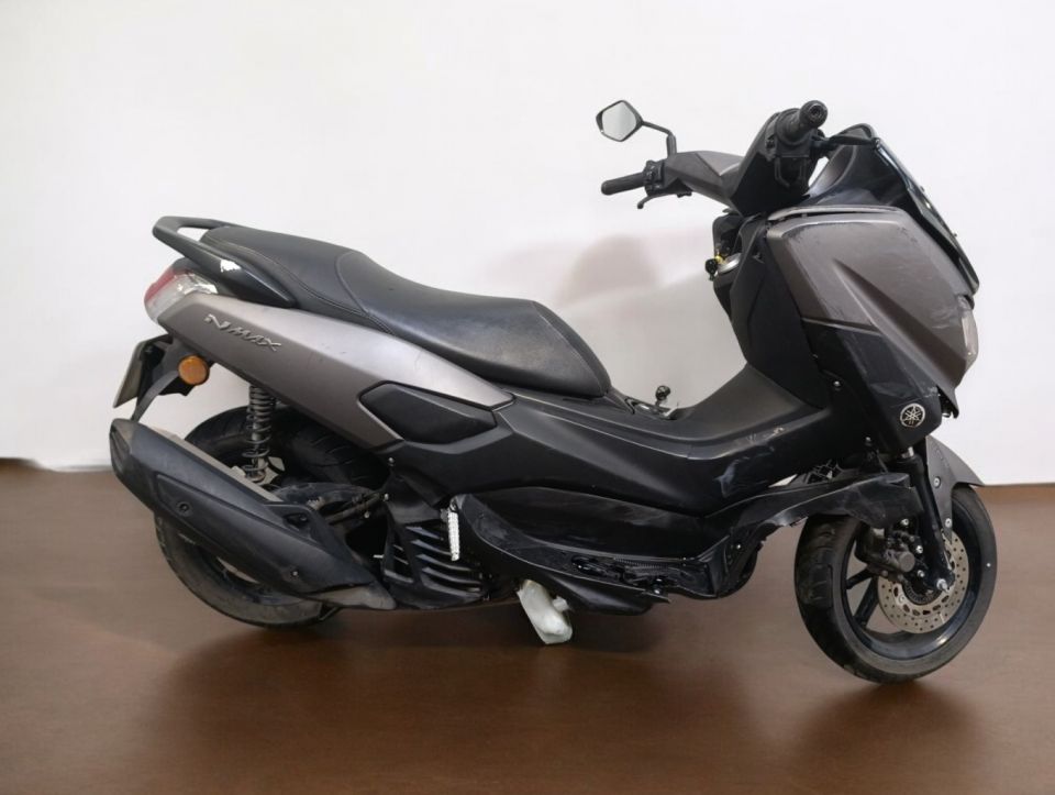 YAMAHA NMAX 125 4