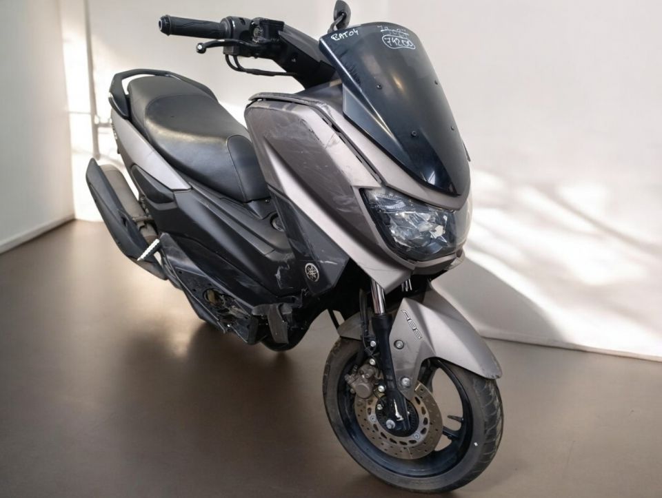 YAMAHA NMAX 125 4