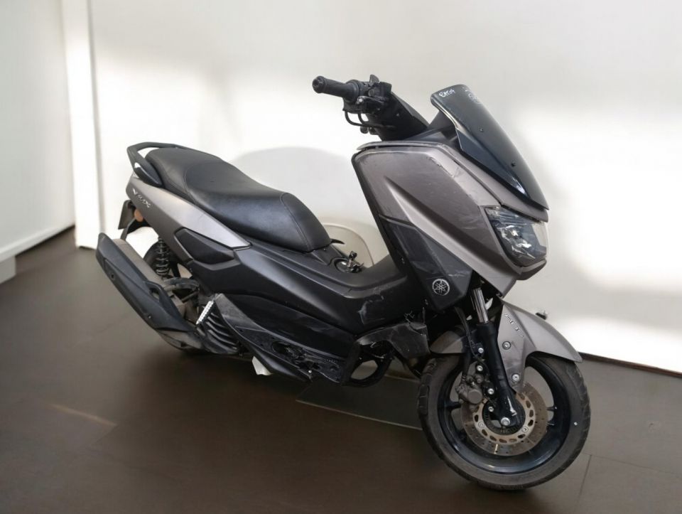 YAMAHA NMAX 125 4