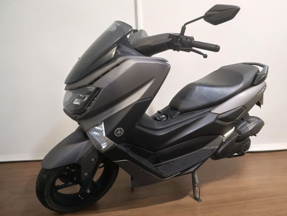 YAMAHA NMAX 125 4
