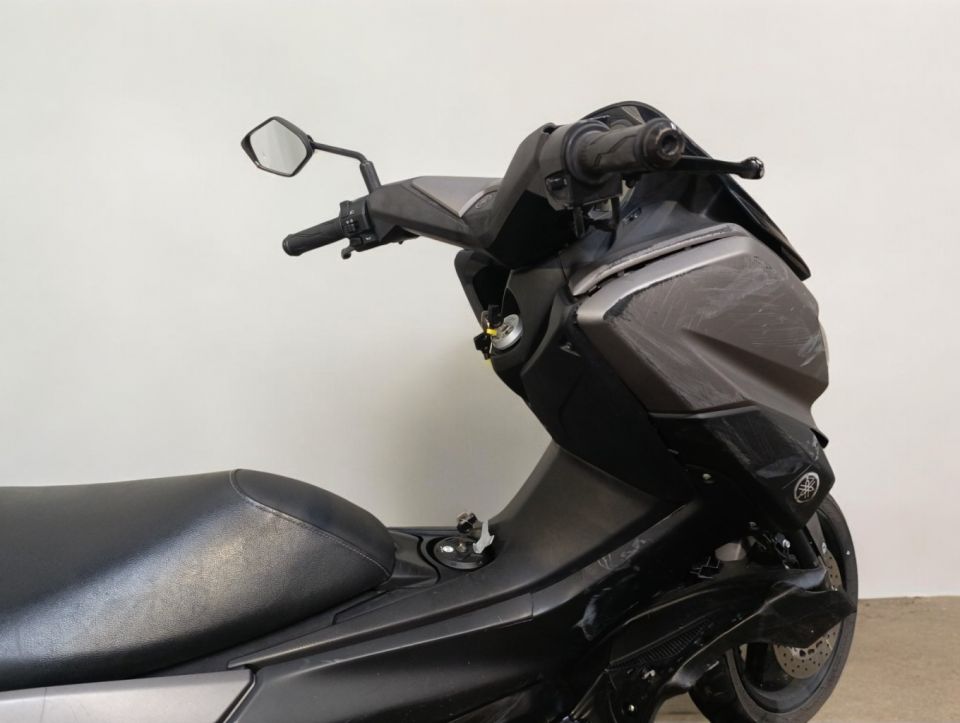 YAMAHA NMAX 125 4