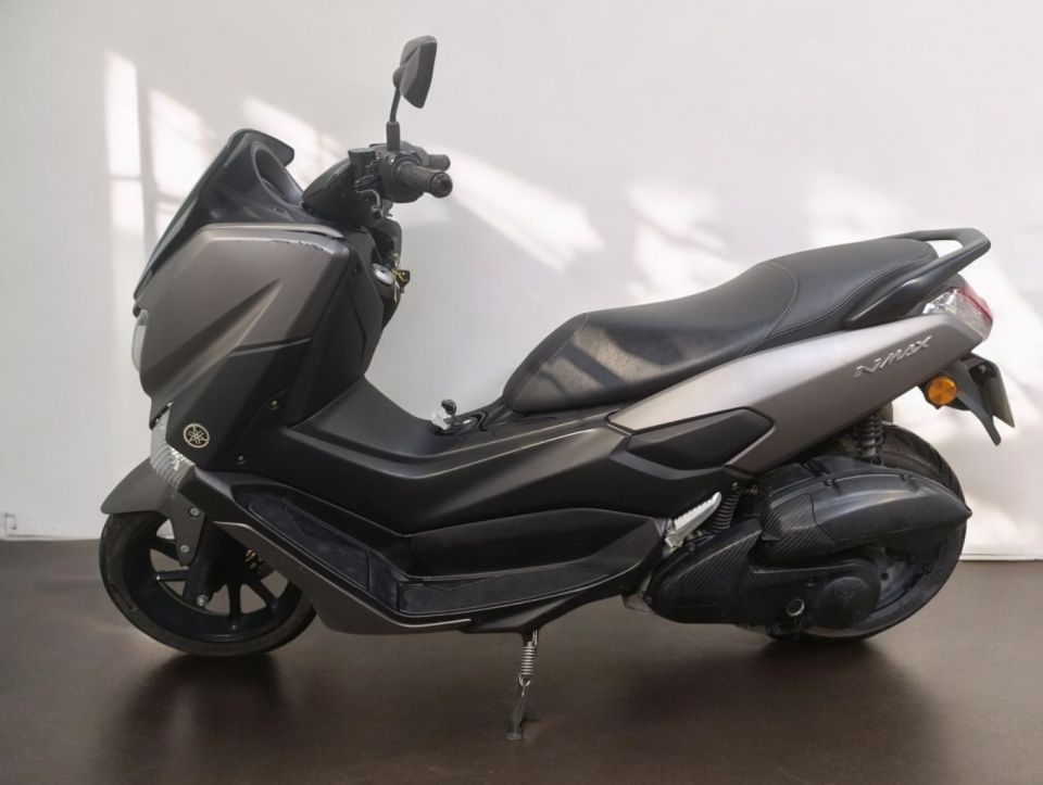 YAMAHA NMAX 125 4