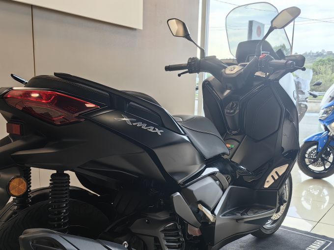 YAMAHA XMAX 125 TECH MAX 4