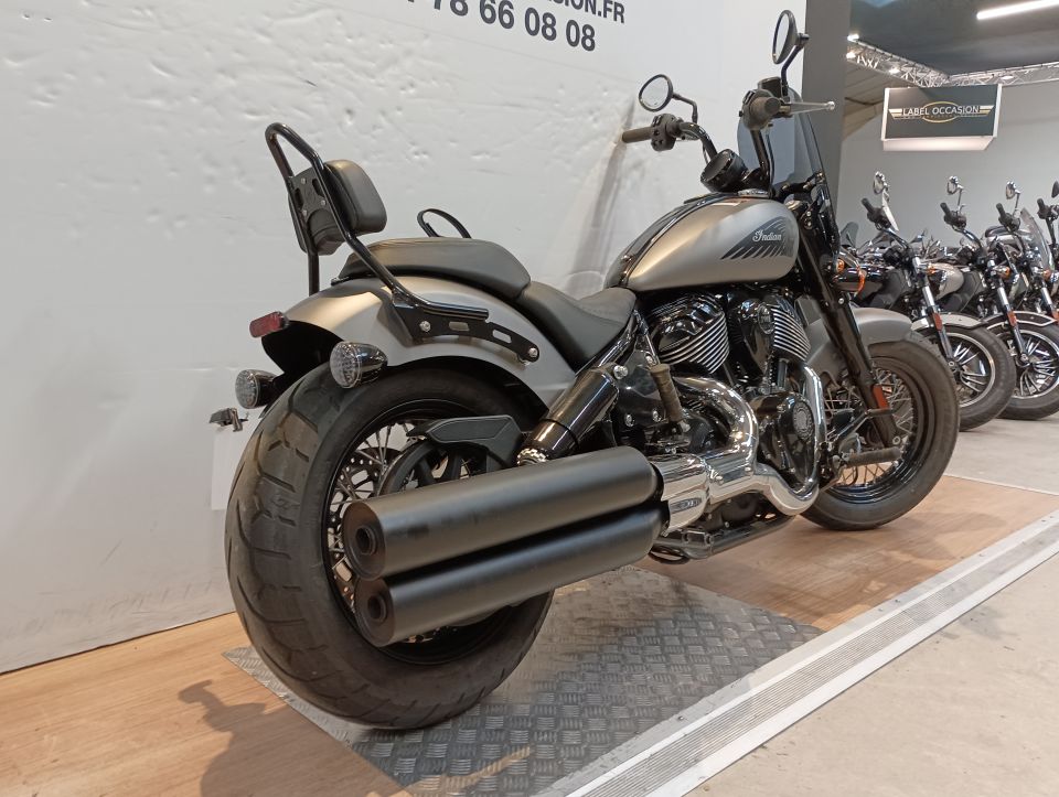 INDIAN CHIEF BOBBER DARK HORSE 4