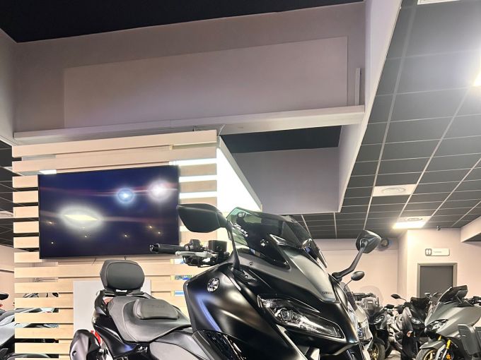 YAMAHA XP T-MAX 560 TECH MAX 4