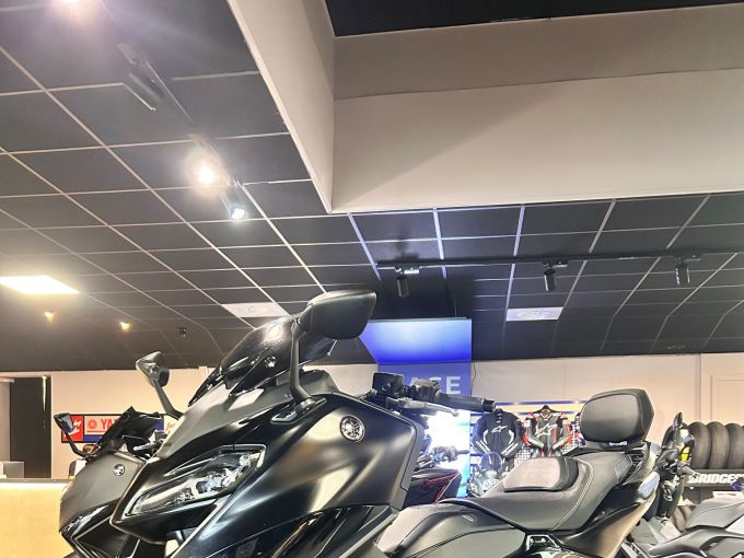 YAMAHA XP T-MAX 560 TECH MAX 4