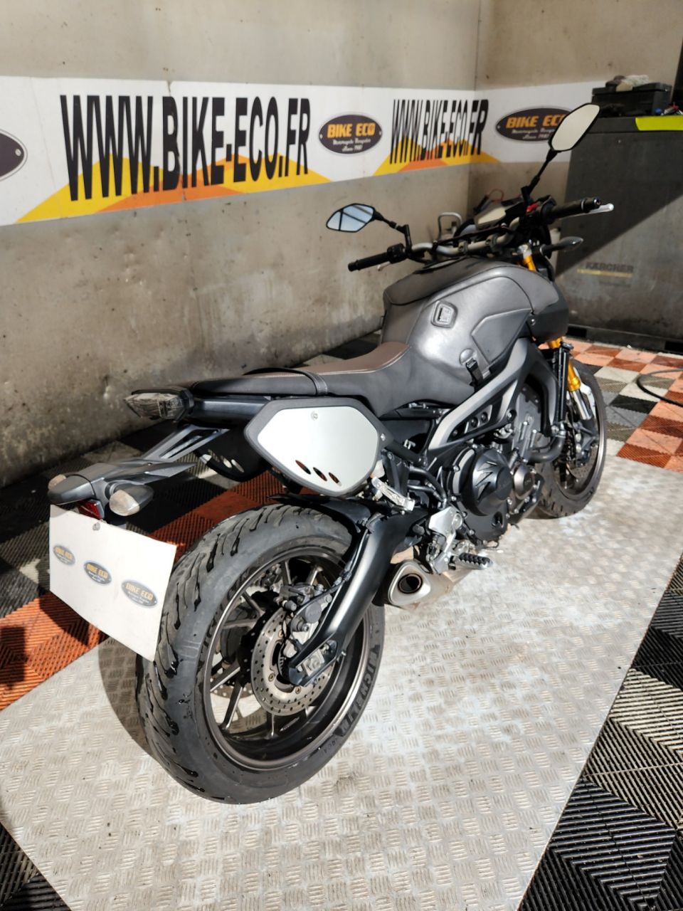 YAMAHA MT-09 SPORT TRACKER 4
