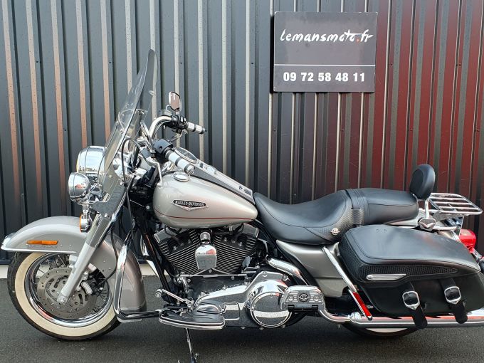 HARLEY-DAVIDSON TOURING ROAD KING 1584 CLASSIC 4