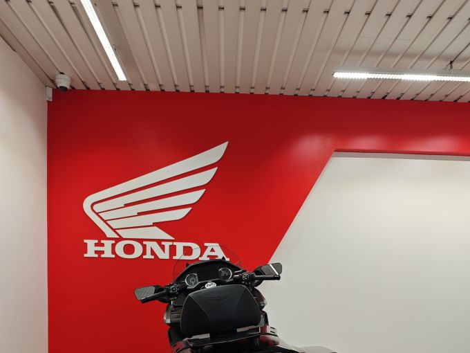 HONDA GL 1800 GOLDWING DCT 4