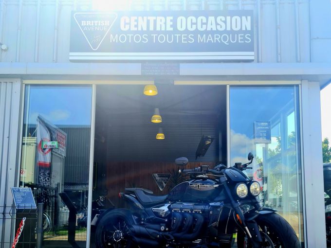 TRIUMPH ROCKET 3 R STORM 4