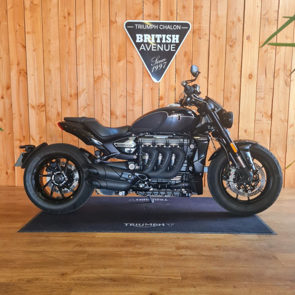 TRIUMPH ROCKET 3 R STORM 4