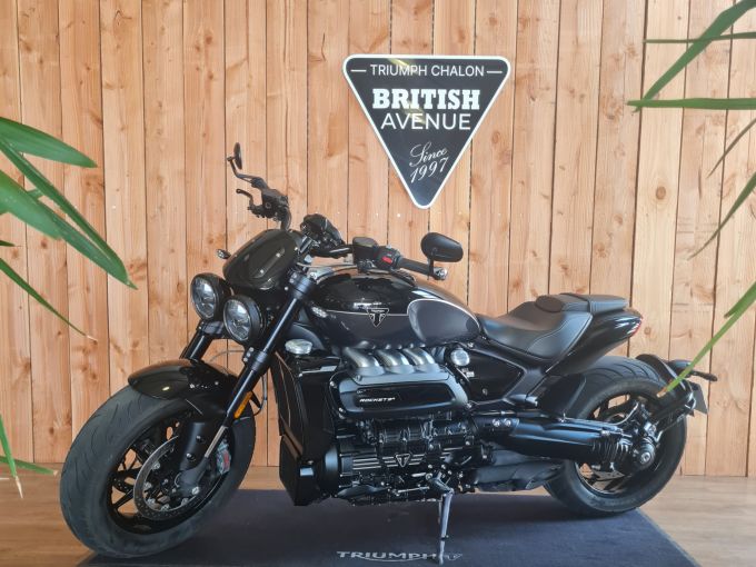 TRIUMPH ROCKET 3 R STORM 4