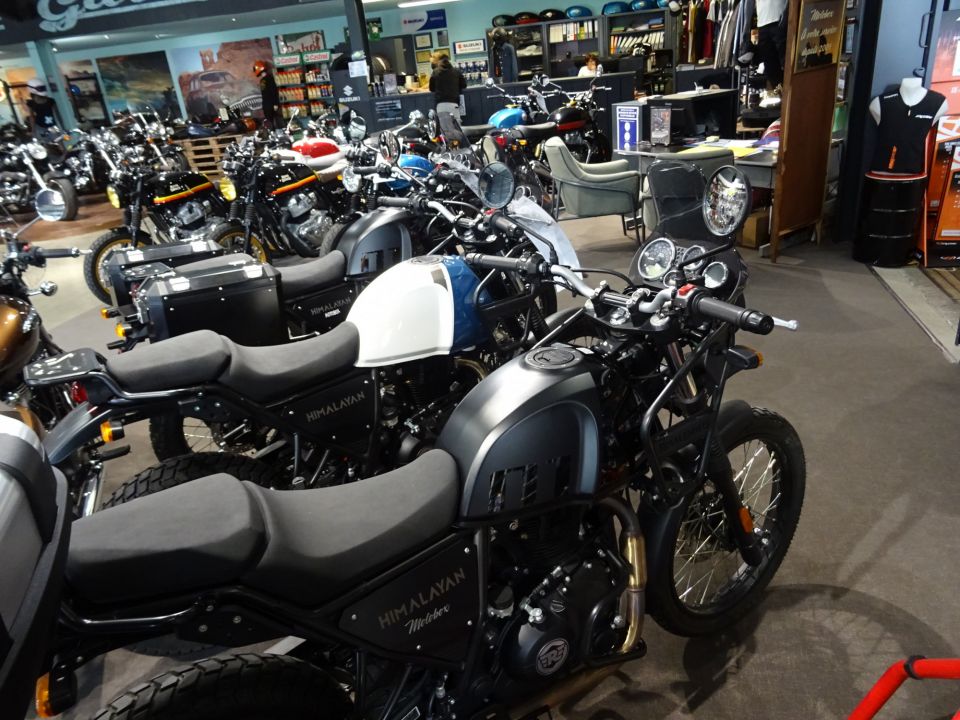 ROYAL ENFIELD HIMALAYAN 410 4