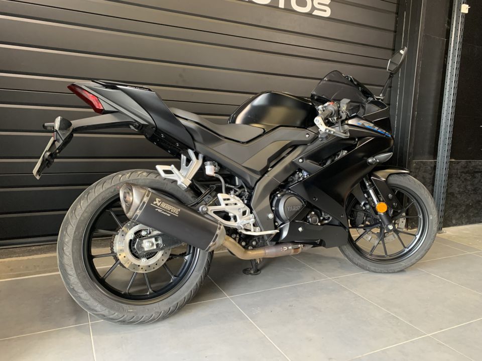 YAMAHA YZF-R 125 4