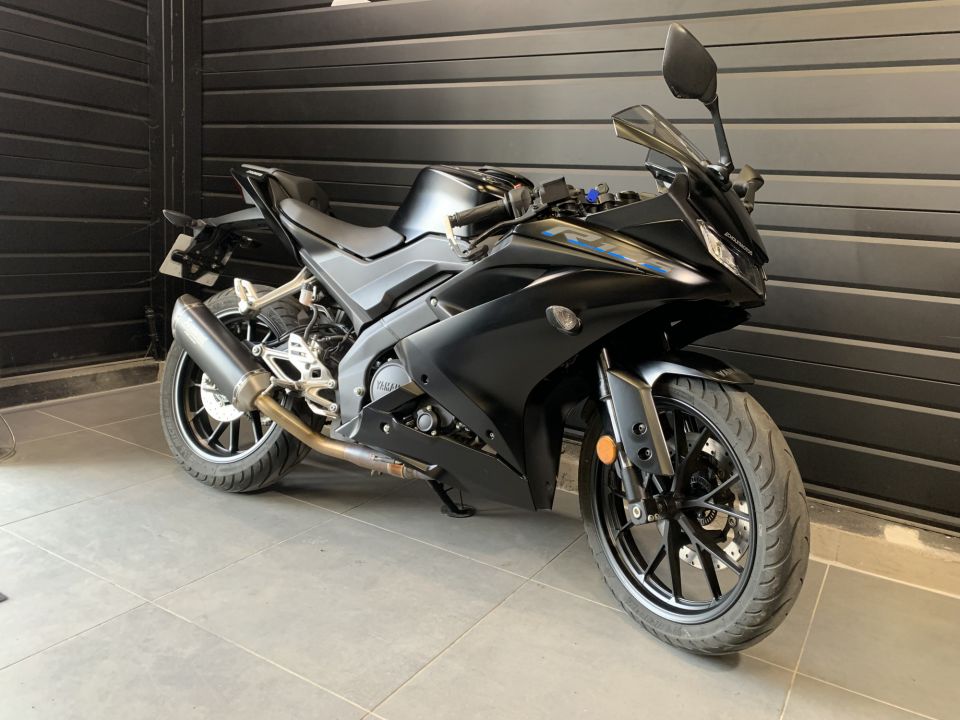 YAMAHA YZF-R 125 4