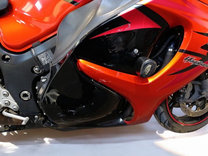 SUZUKI GSX-R 1300 HAYABUSA 4