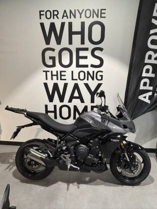 TRIUMPH TIGER 800 - 2025