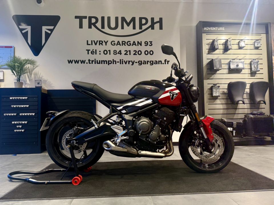 TRIUMPH TRIDENT 660 4