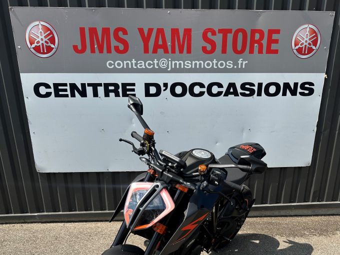 KTM 1290 SUPER DUKE R 4