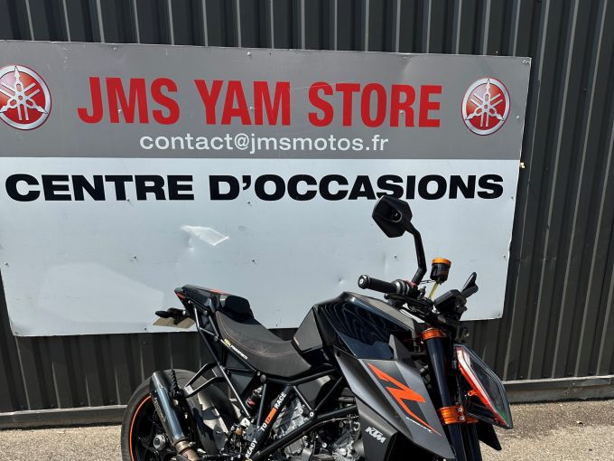 KTM 1290 SUPER DUKE R 4