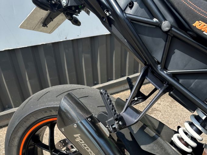 KTM 1290 SUPER DUKE R 4