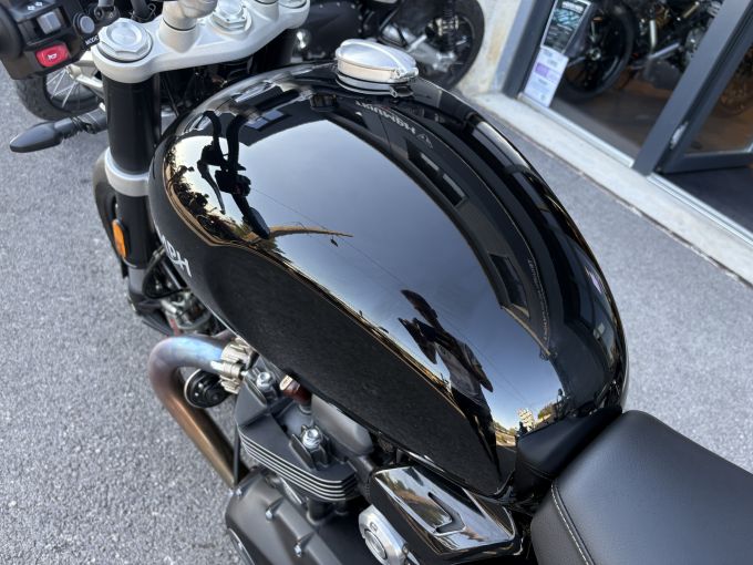 TRIUMPH SPEED TWIN 1200 4