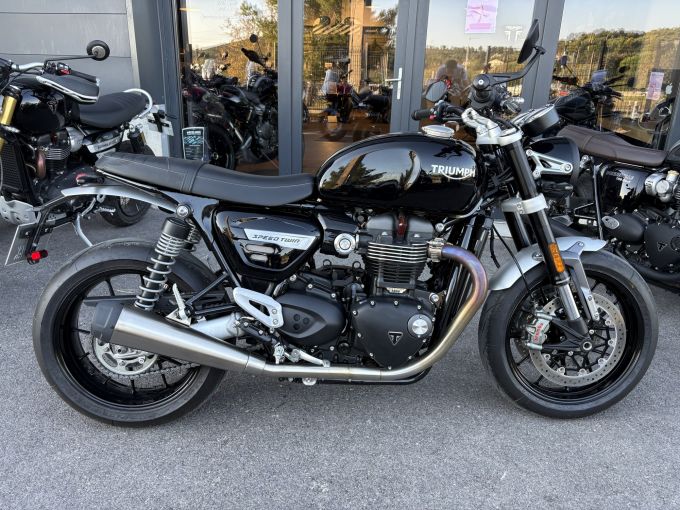 TRIUMPH SPEED TWIN 1200 4