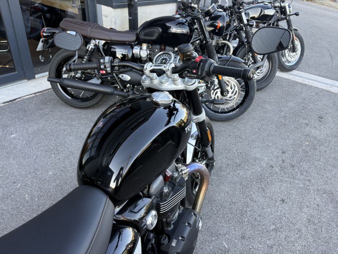 TRIUMPH SPEED TWIN 1200 4
