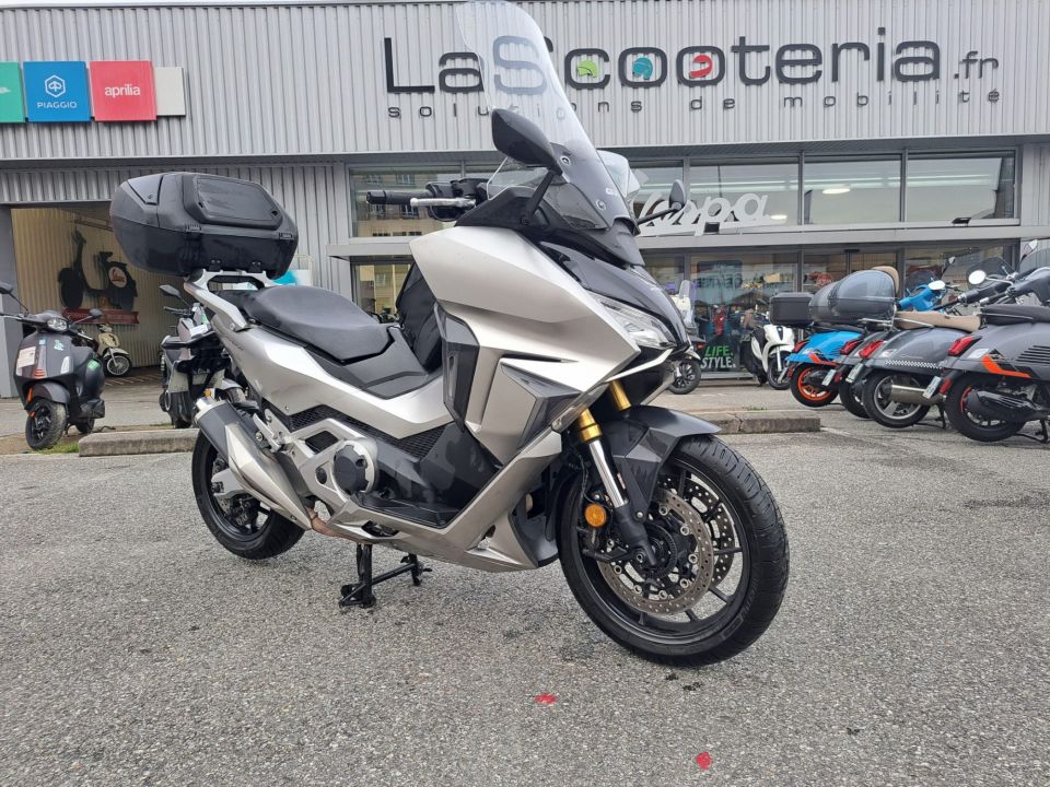 HONDA NSS FORZA 750 4