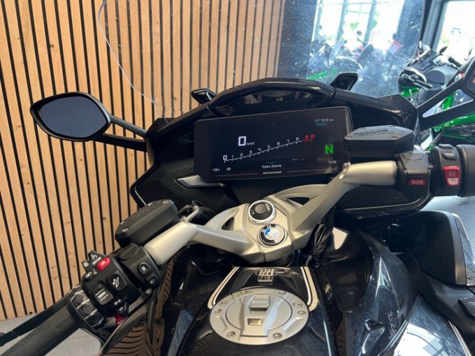 BMW K1600 GT 4